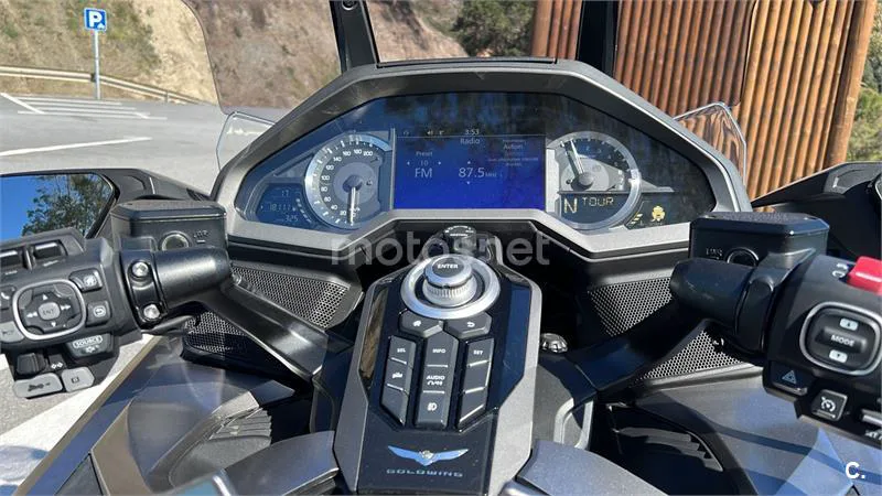 Honda Gold Wing - Vista 5
