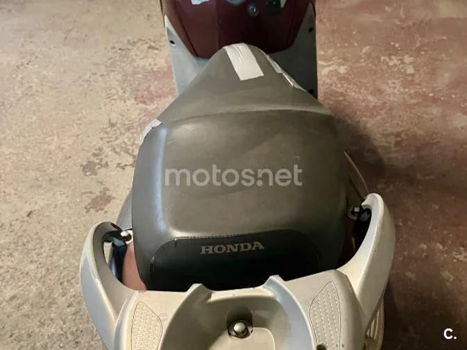 Honda SH125i - Vista 5
