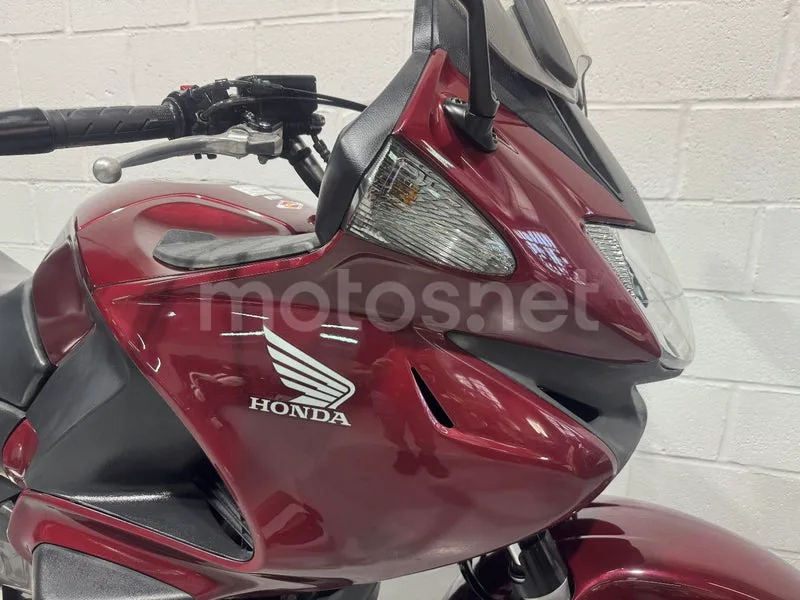 Honda NT700V Deauville - Vista 13