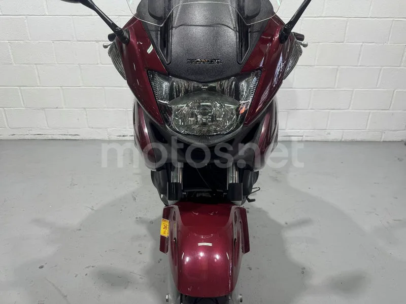 Honda NT700V Deauville - Vista 19
