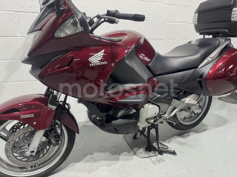 Honda NT700V Deauville - Vista 24