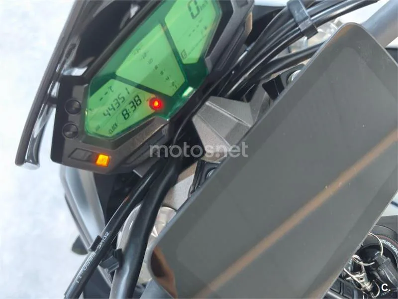 Kawasaki Z800 - Vista 8