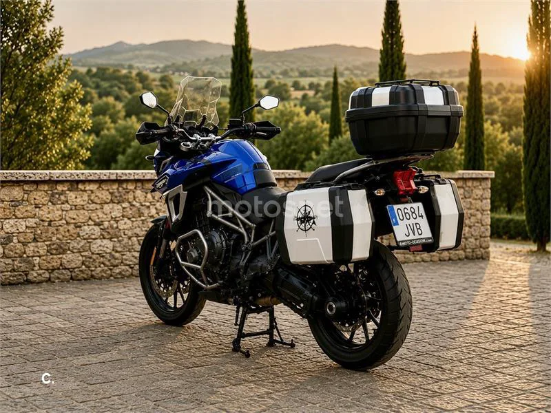 Triumph Tiger Explorer - Vista 4