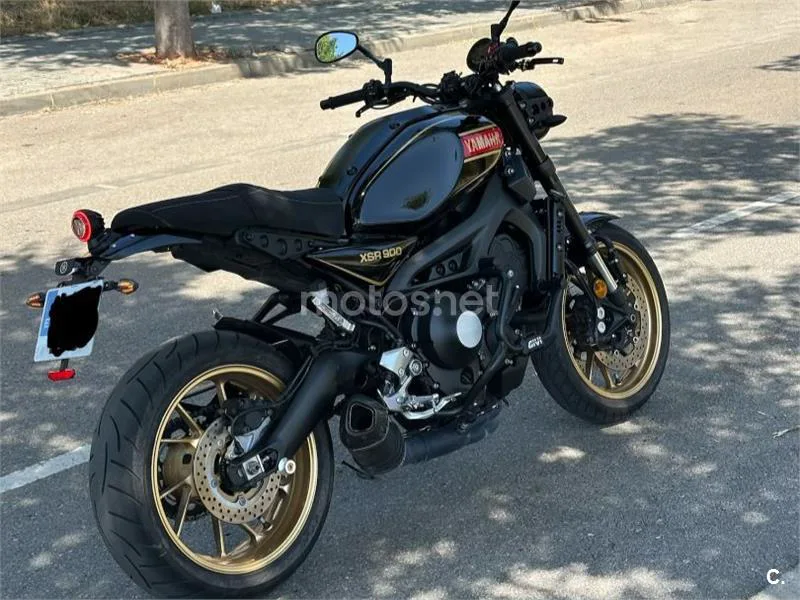 Yamaha XSR900 - Vista 7