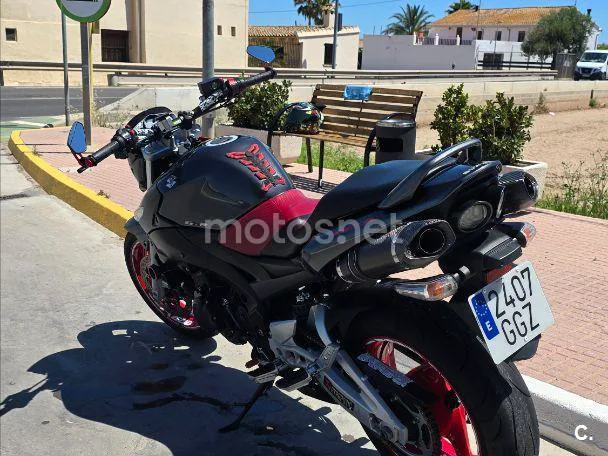 Suzuki GSR600 - Vista 5