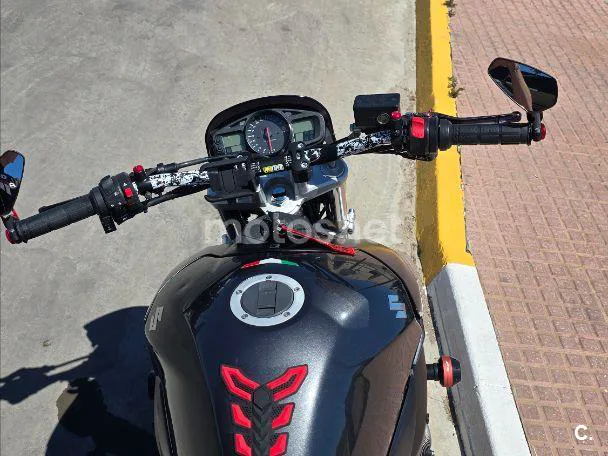 Suzuki GSR600 - Vista 9