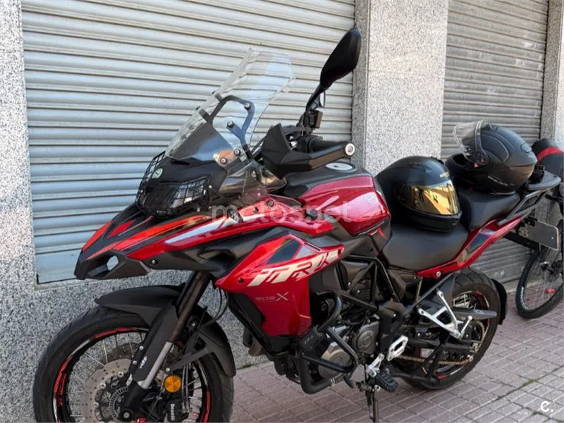 Benelli TRK 502 - Vista 3