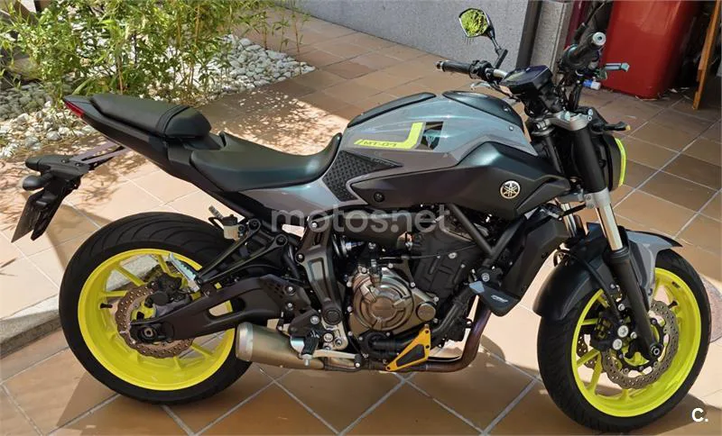 Yamaha MT-07 - Vista 3