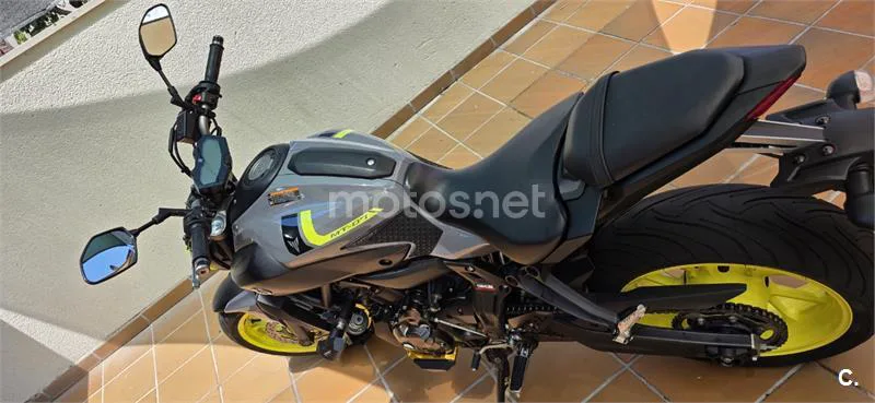 Yamaha MT-07 - Vista 4