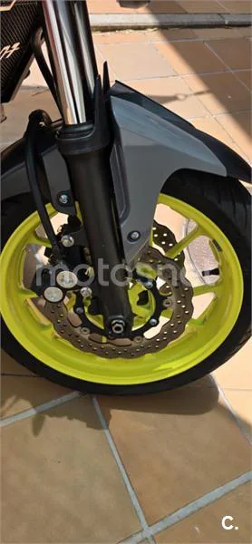 Yamaha MT-07 - Vista 7