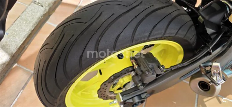 Yamaha MT-07 - Vista 9
