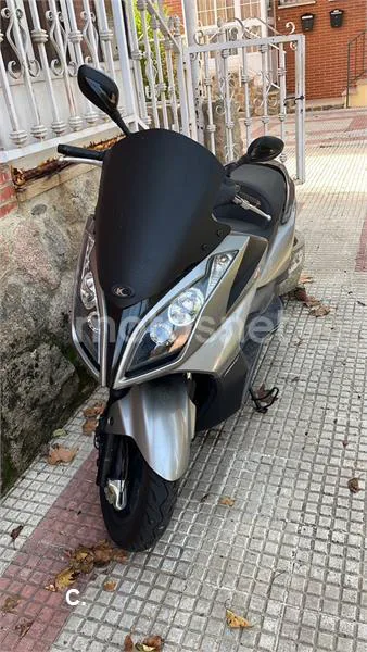 Kymco Super Dink 125 1300 € 2011 Madrid - 1