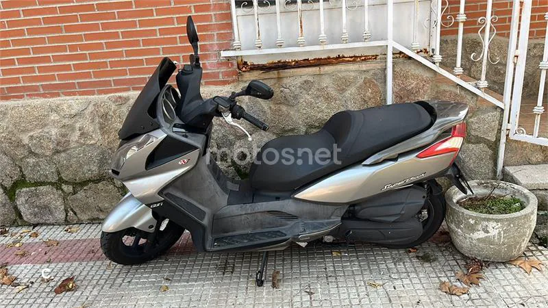 Kymco Super Dink 125 1300 € 2011 Madrid - 2