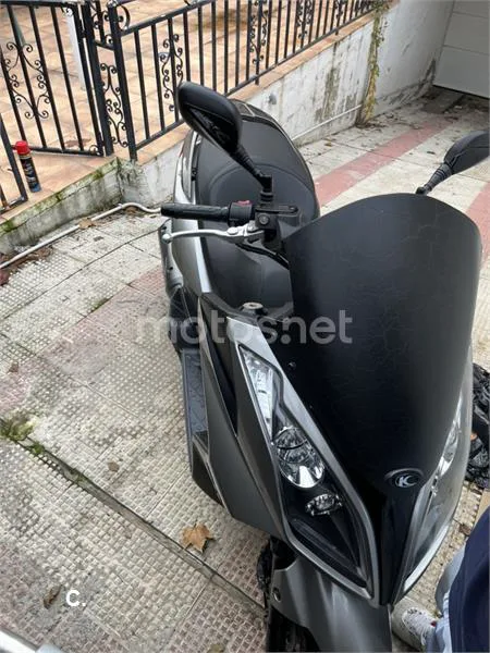 Kymco Super Dink 125 - Vista 4