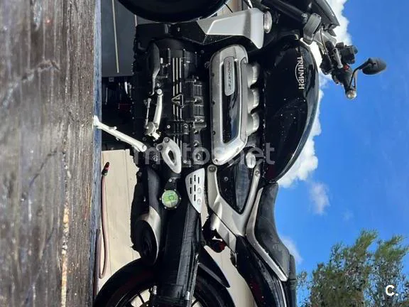 Triumph Rocket 3 - Vista 4