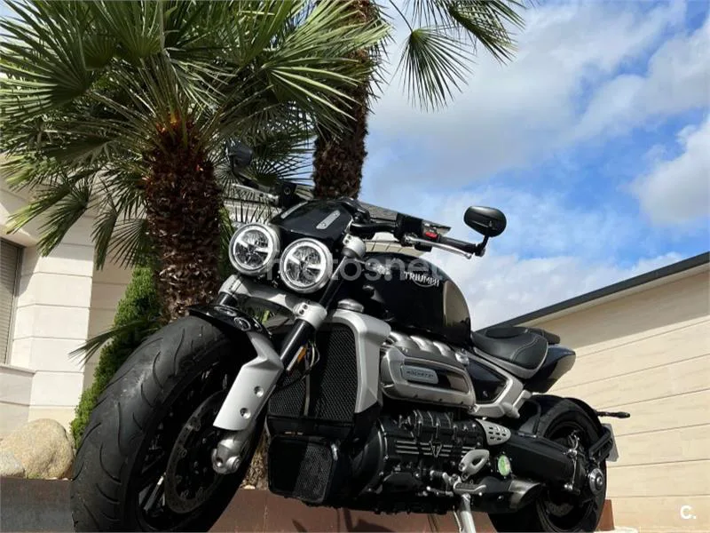 Triumph Rocket 3 - Vista 6