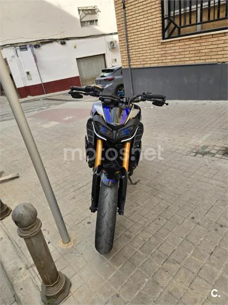 Yamaha MT-09 - Vista 6