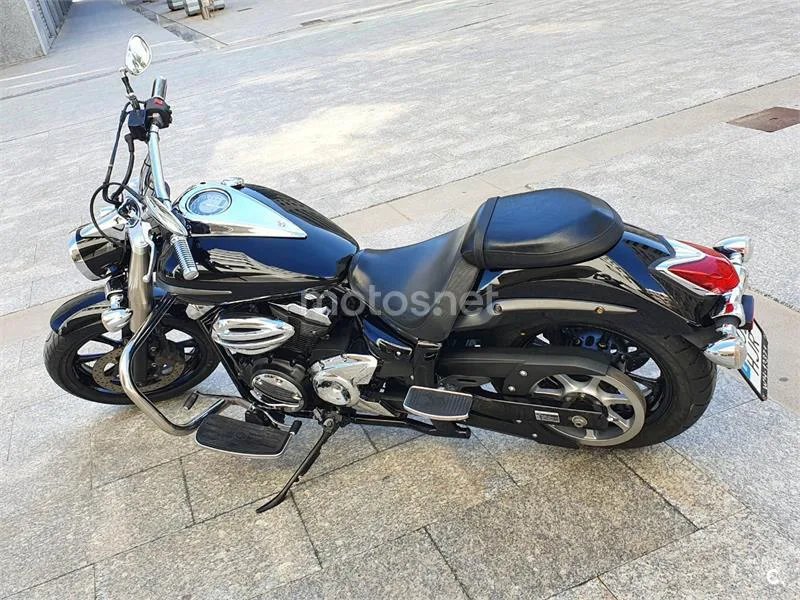 Yamaha XVS950A Midnight Star - Vista 12