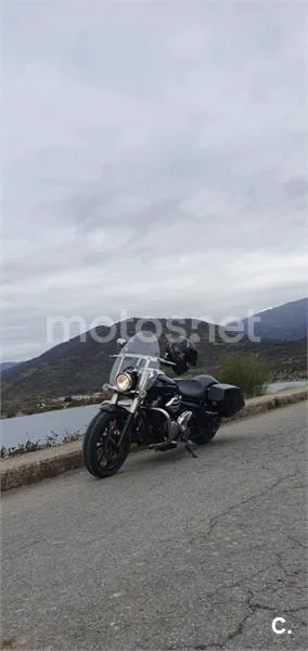 Yamaha XVS950A Midnight Star - Vista 3