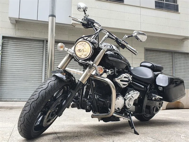 Yamaha XVS950A Midnight Star - Vista 8