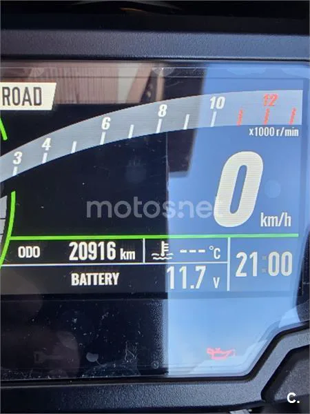 Kawasaki Z900 - Vista 8