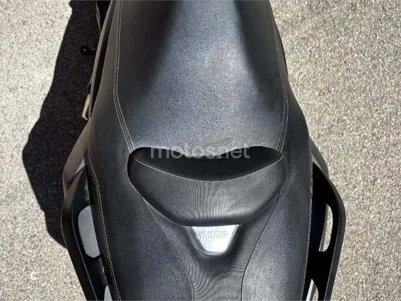 Yamaha XMAX 400 - Vista 3