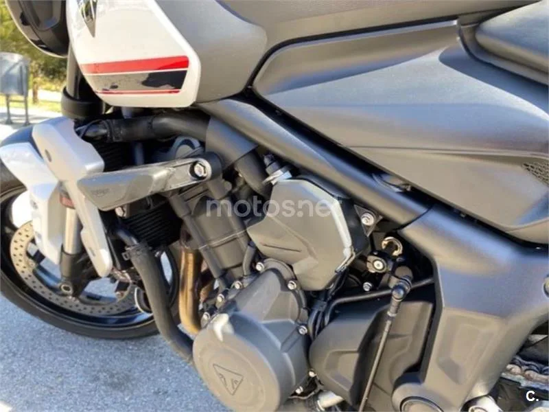 Triumph Trident 660 - Vista 6