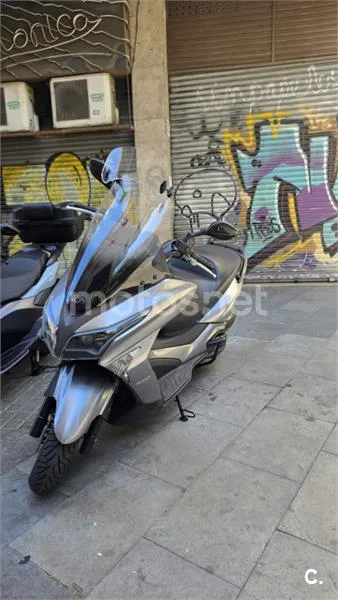 Kymco Grand Dink 300 2799 € 2021 Barcelona - 1