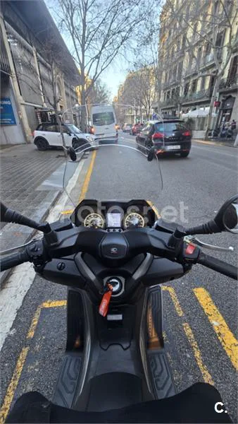 Kymco Grand Dink 300 - Vista 4