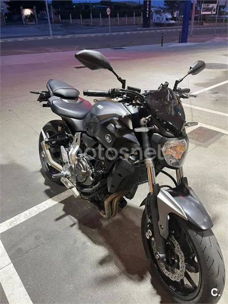 Yamaha MT-07 5000 € 2014 Salamanca - 1