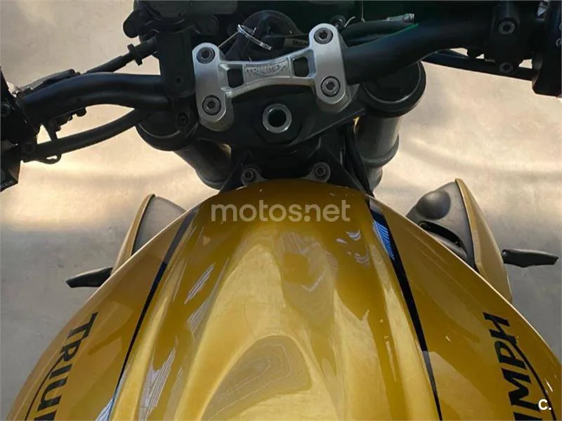 Triumph Street Triple - Vista 5