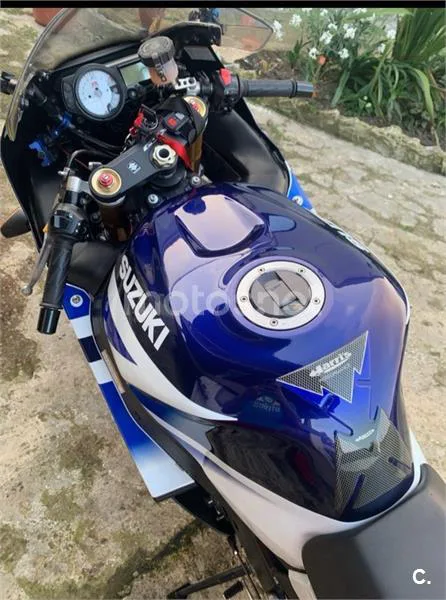 Suzuki GSX-R1000 - Vista 4