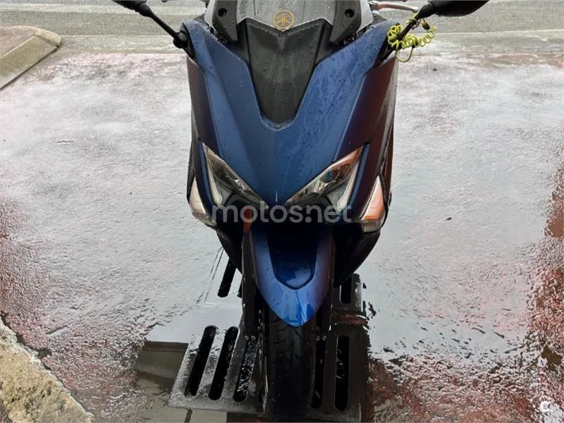 Yamaha TMAX 530 - Vista 3