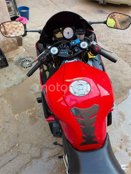 Yamaha YZF-R6 - Vista 7