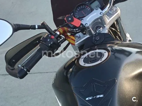 Suzuki GSR600 2200 € 2006 Zaragoza - 2