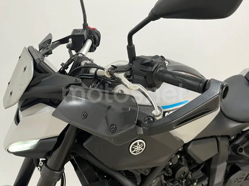 Yamaha MT-07 - Vista 3