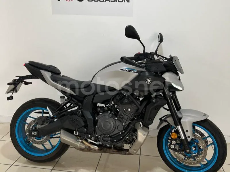 Yamaha MT-07 - Vista 7