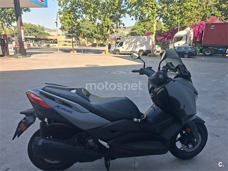 Yamaha XMAX 300 3750 € 2021 Barcelona - 1