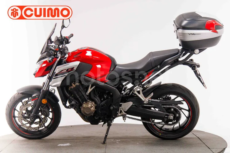 Honda CB650F - Vista 15