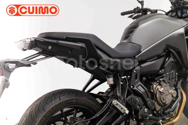 Yamaha Tracer 7 - Vista 21