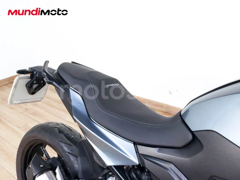 BMW F 900 R - Vista 31