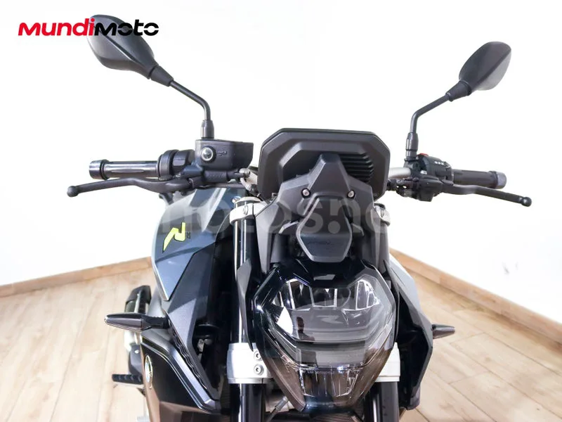BMW F 900 R - Vista 5