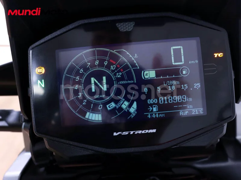 Suzuki V-Strom 1050 - Vista 12