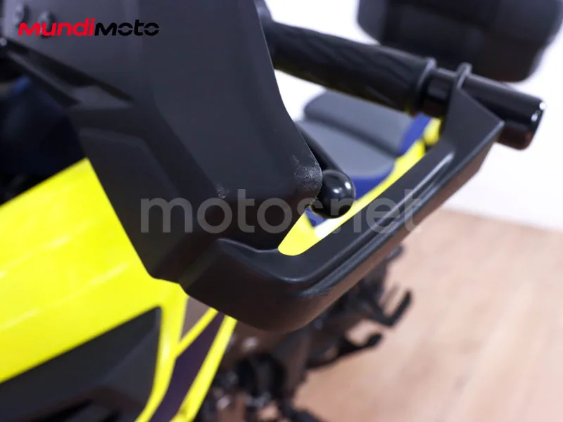 Suzuki V-Strom 1050 - Vista 22