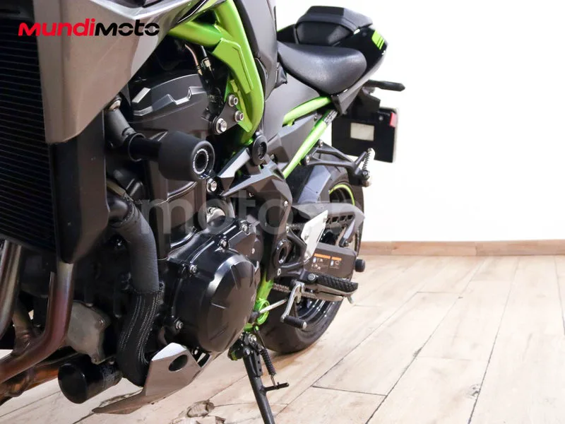 Kawasaki Z900 - Vista 10
