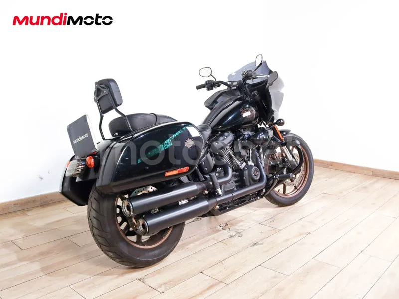 Harley-Davidson Softail Standard - Vista 3