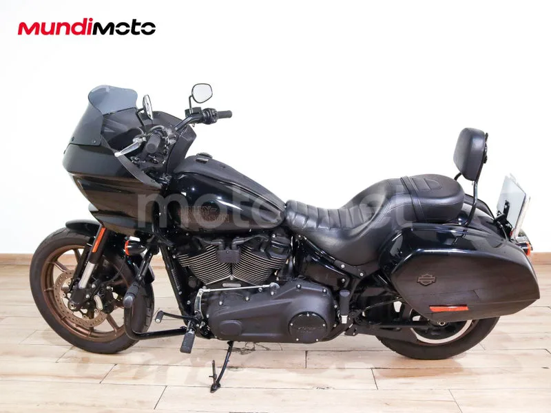 Harley-Davidson Softail Standard - Vista 6