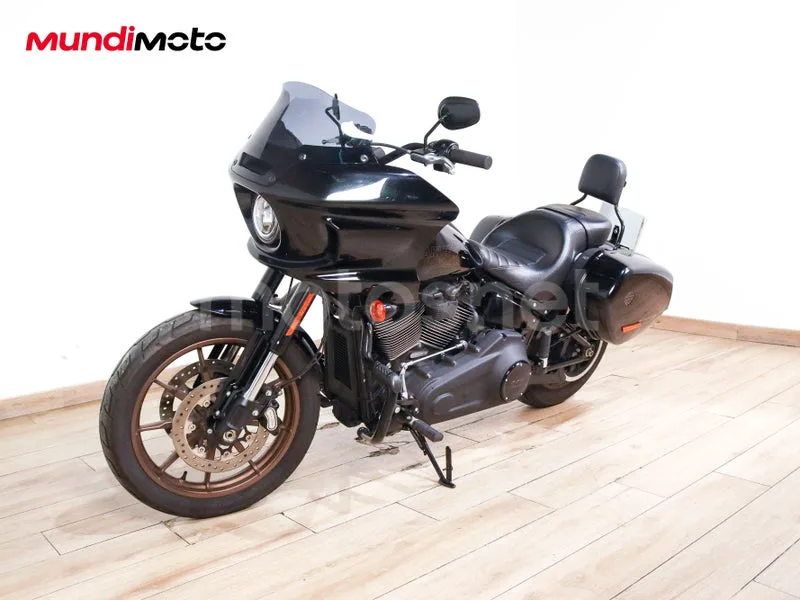 Harley-Davidson Softail Standard - Vista 7