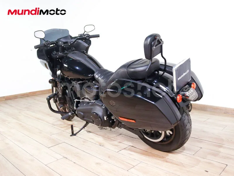 Harley-Davidson Softail Standard - Vista 8