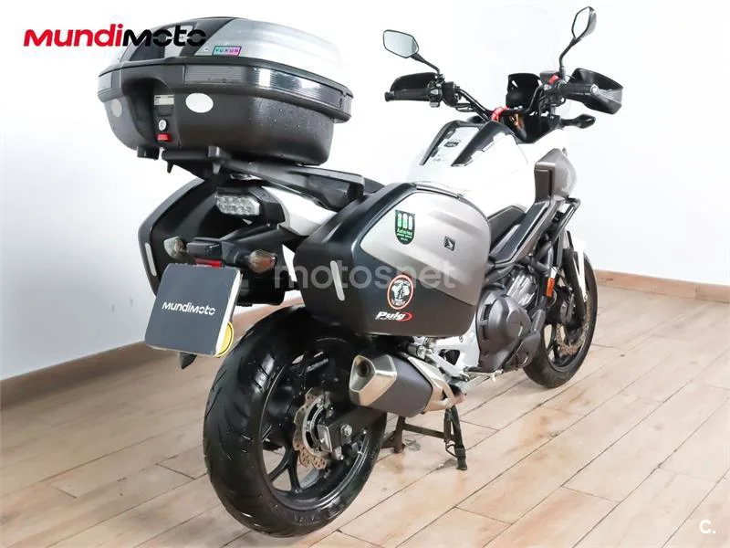Honda NC750S - Vista 3